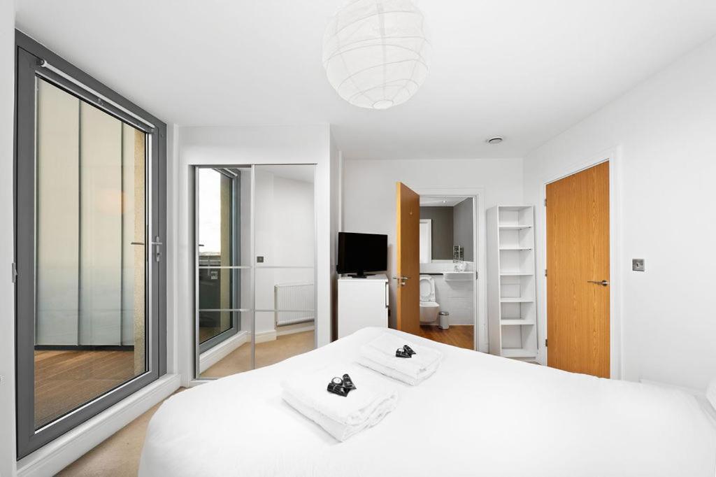 Leilighet Modern Serviced 3-bedroom Flat In East *