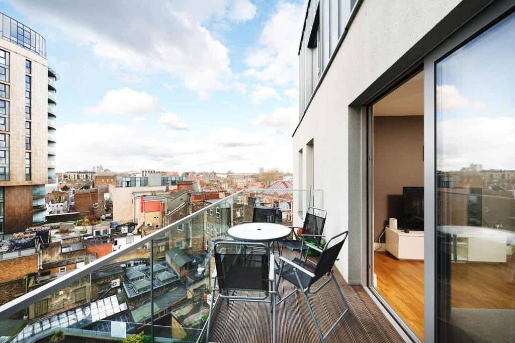 Leilighet Modern Serviced 3-bedroom Flat In East *