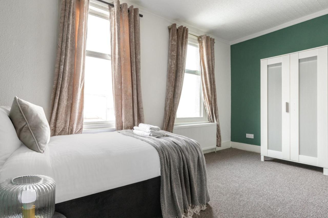 Perry Place - Forest Hill- 3 Bed House Feriehus *