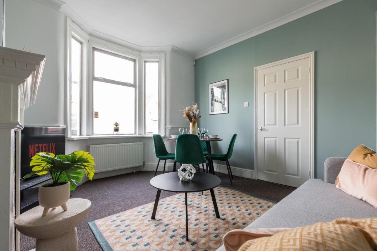 Perry Place - Forest Hill- 3 Bed House Feriehus London