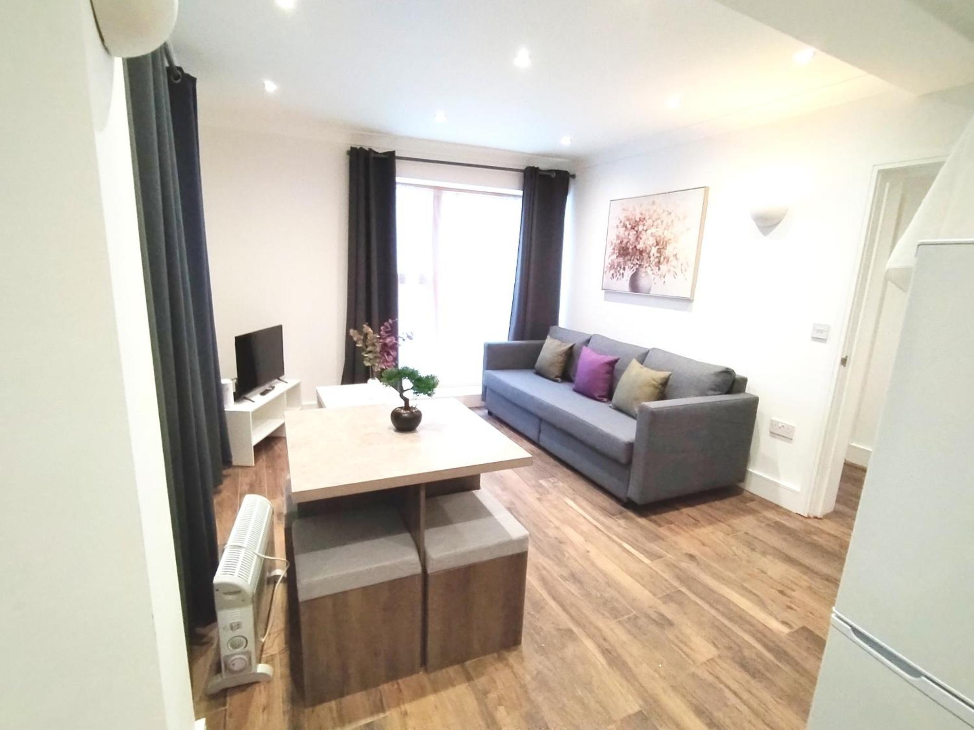 Luxury Near Centre, Near Train Station, E1 Appartement *