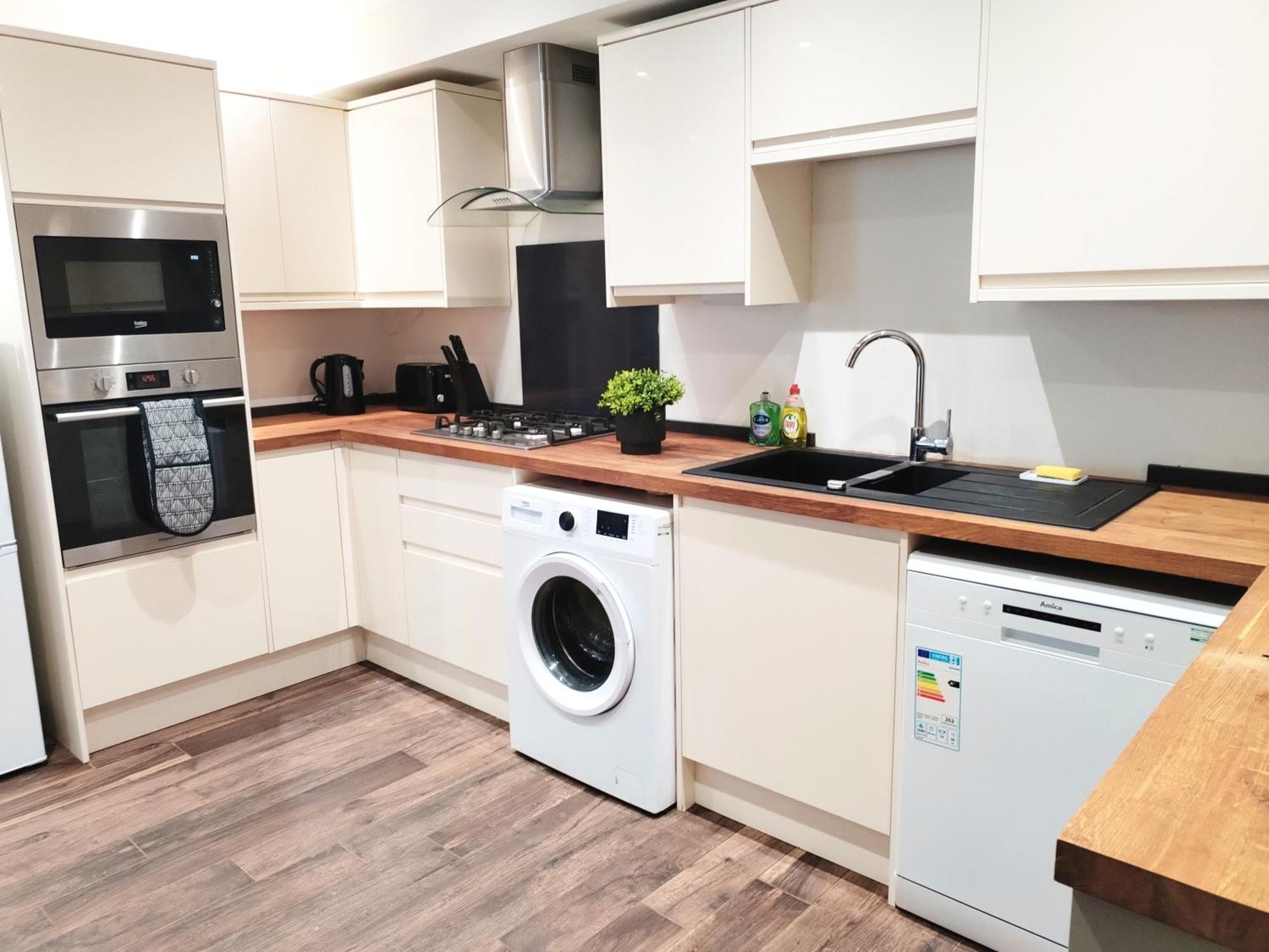 Appartement Luxury Near Centre, Near Train Station, E1 Londen
