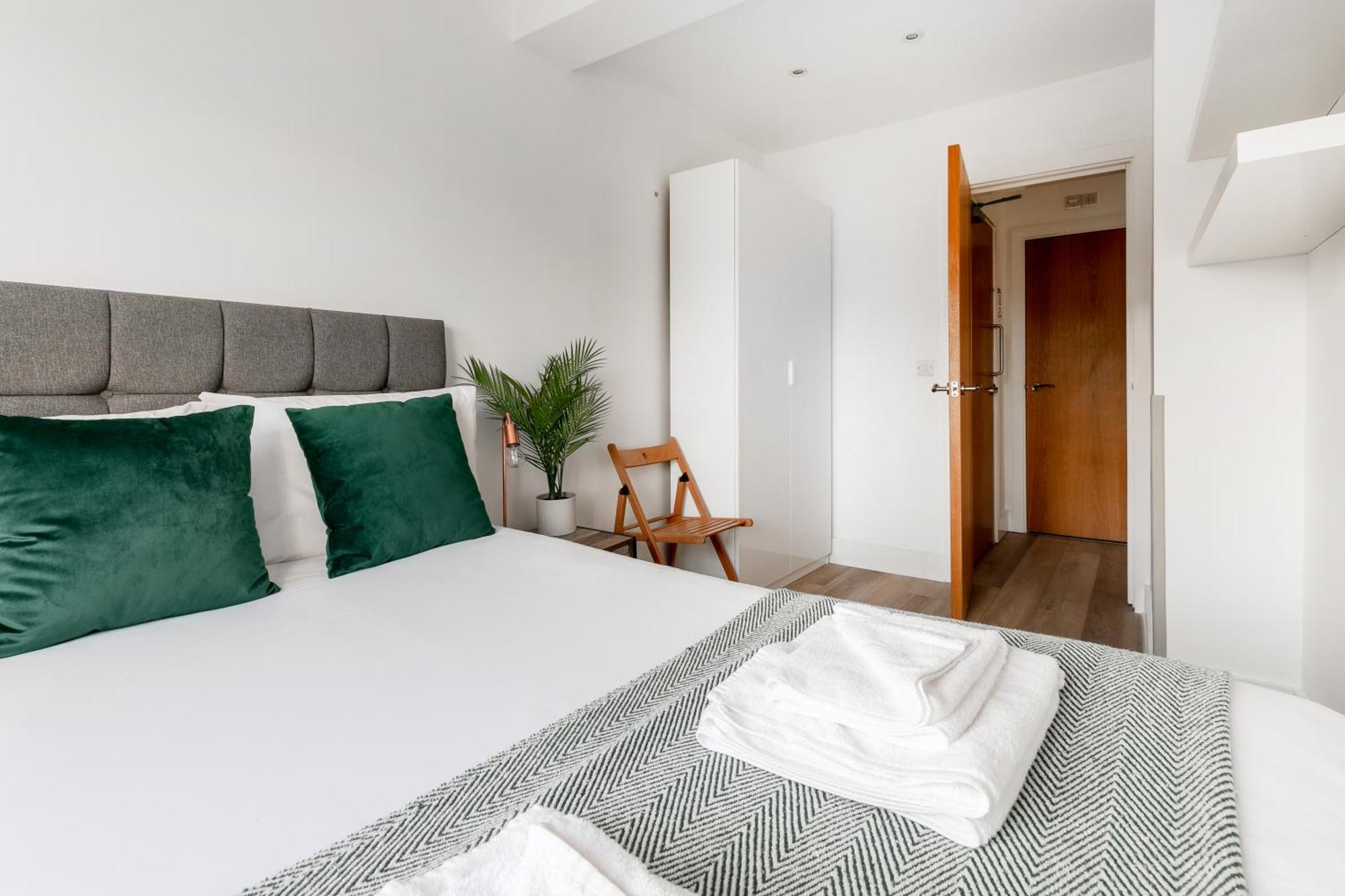 Stylish - Kensington Apartment London