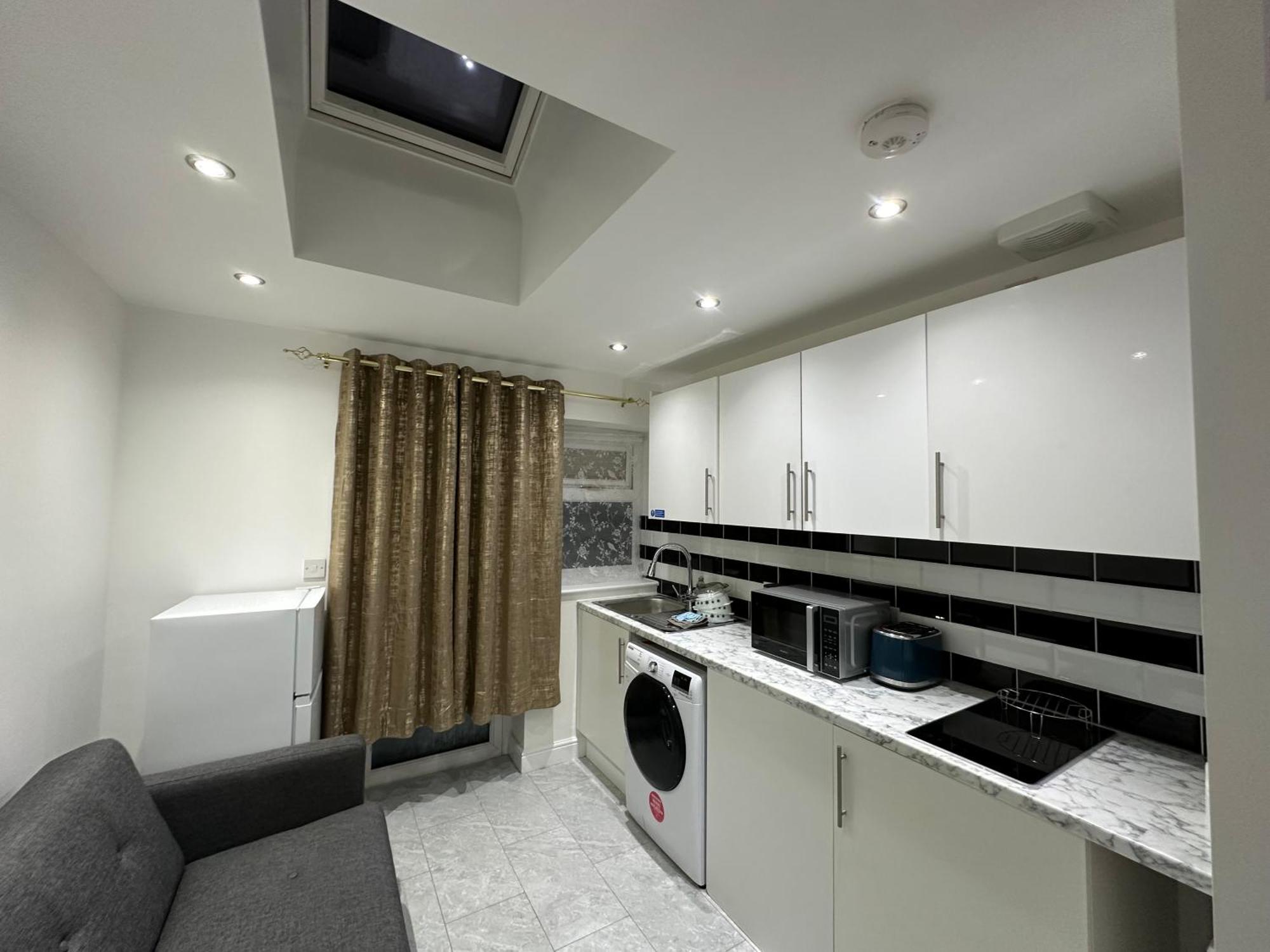 Smart Cosy/small Double In Oakridge Road Bromley Gasthuis Londen