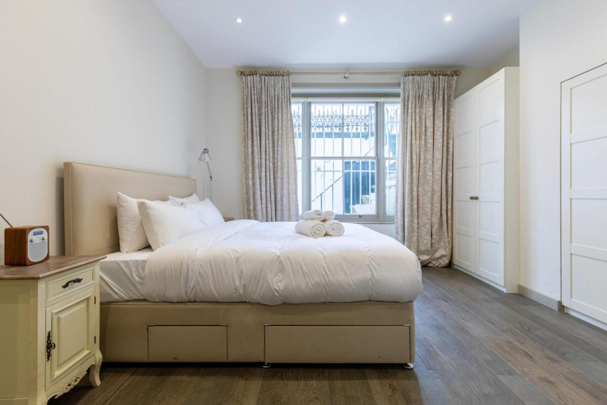 Elegant 2bd Flat 5 Mins To Kensington Gardens! Apartment London