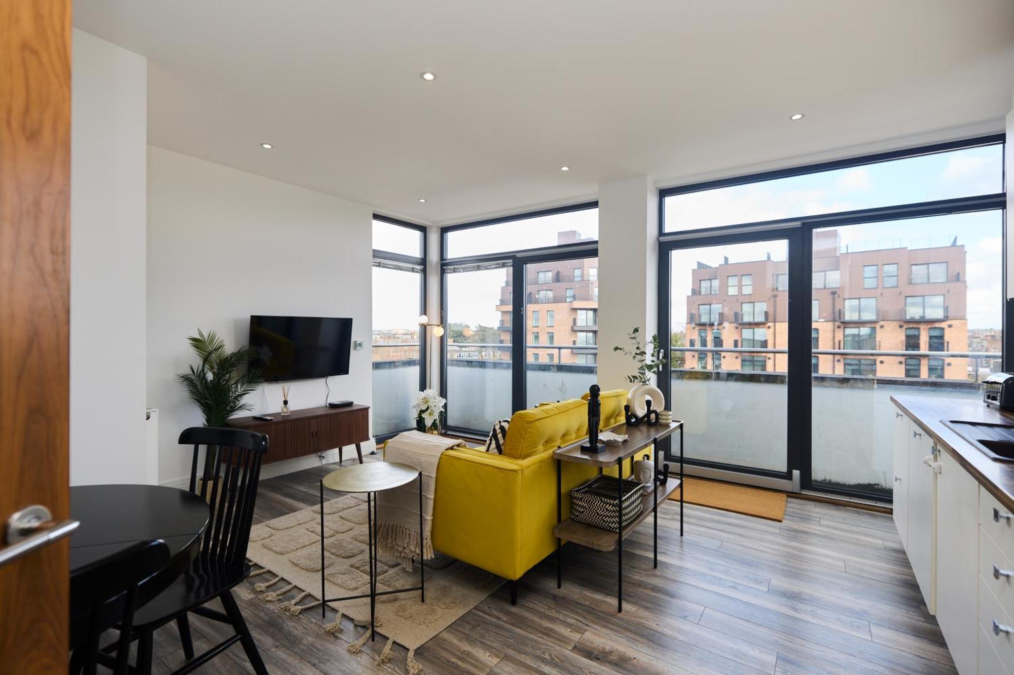 The Harlesden Classic - Lovely 2bdr Flat With Balcony Apartamento