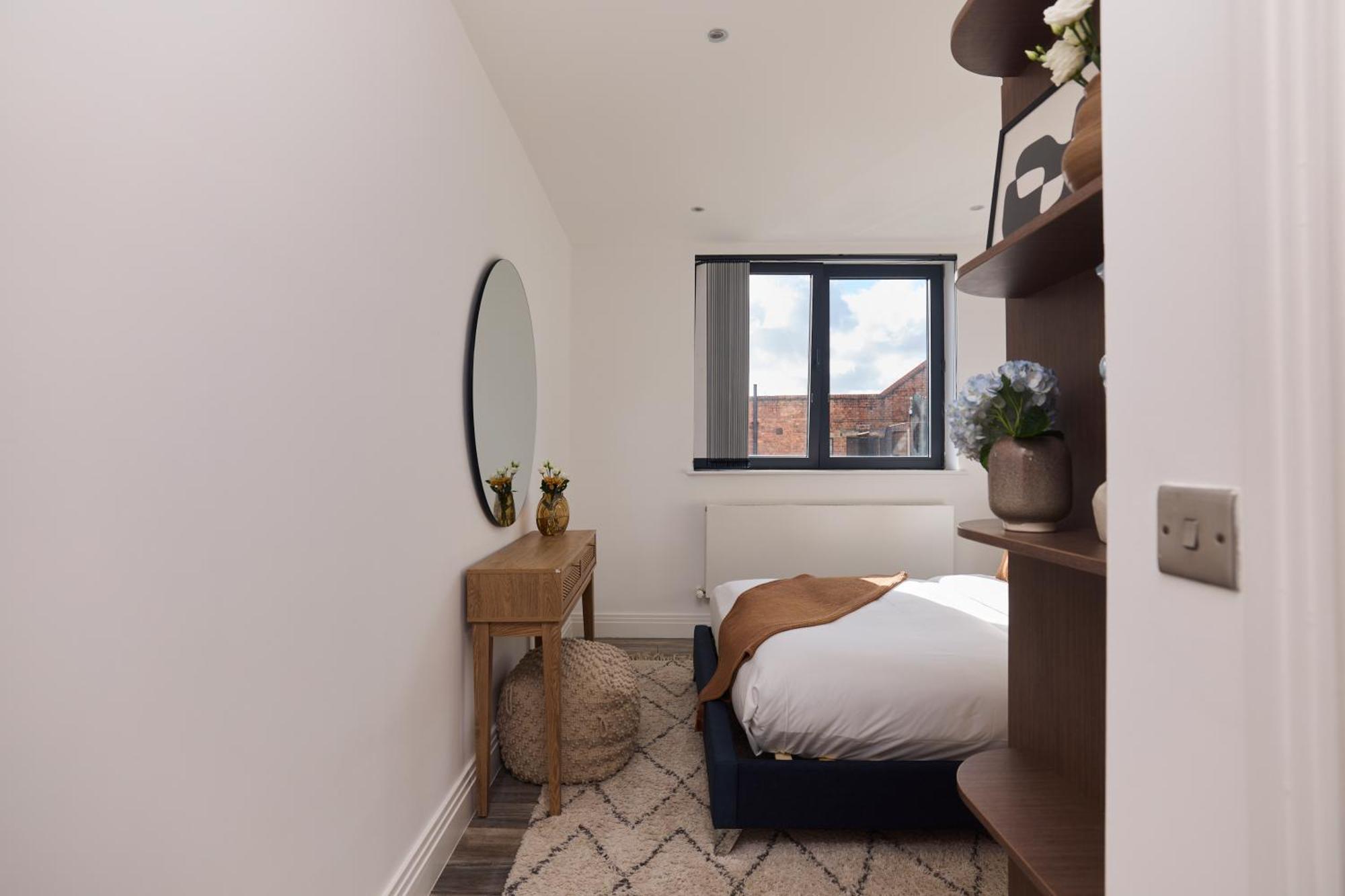 The Harlesden Place - Modern 3bdr Flat With Balcony Apartment *