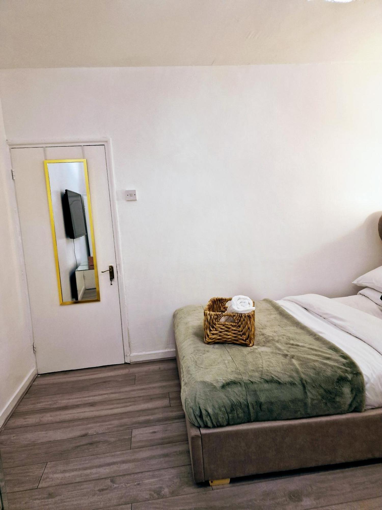 1 Bedroom Flat Appartement