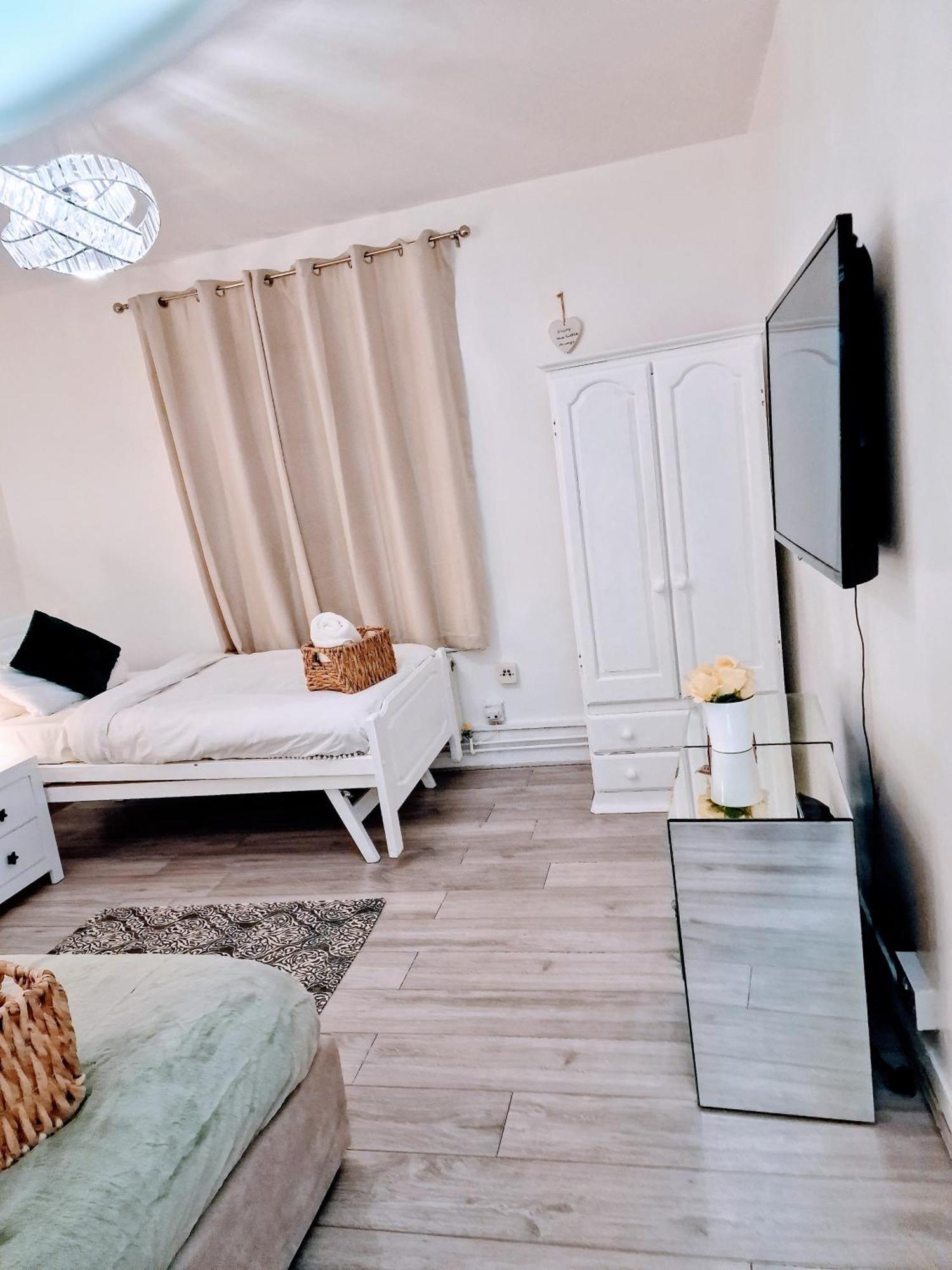 1 Bedroom Flat Appartement