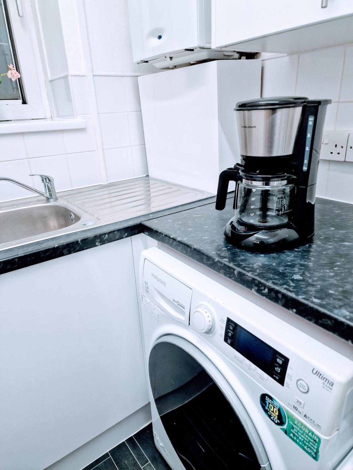 1 Bedroom Flat * Londen