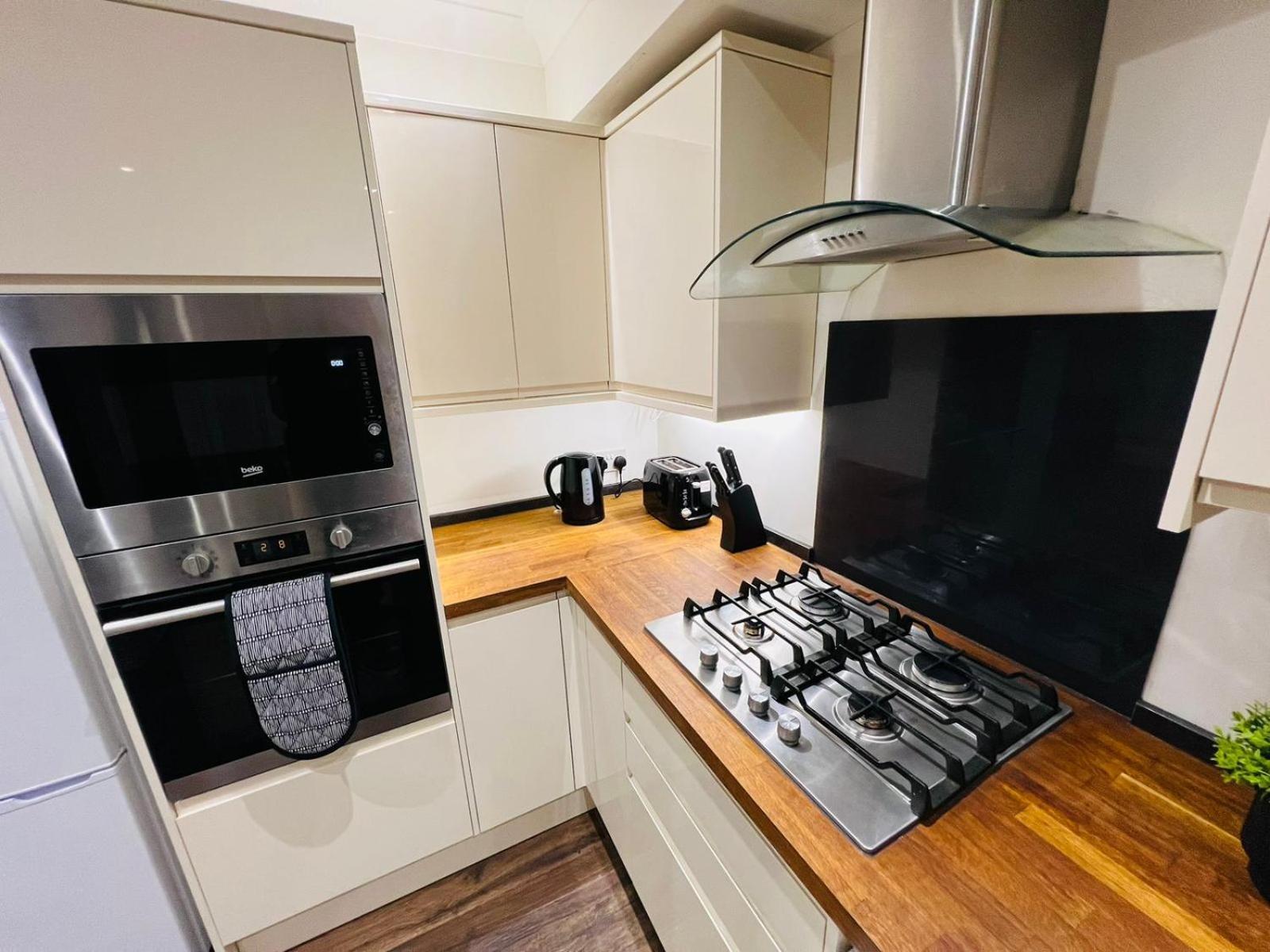 Luxury Near Centre, Near Train Station, E1 Appartement Londen