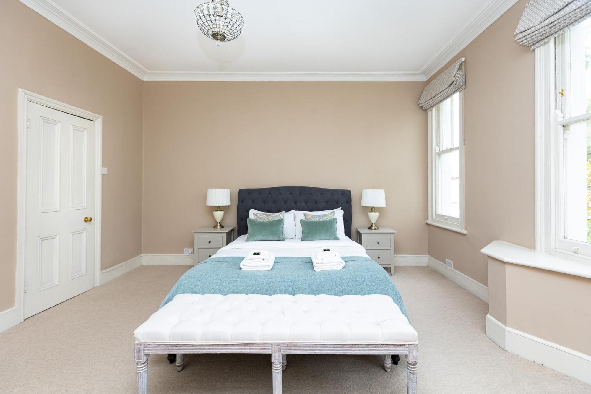 Charming 4 Bed Victorian House In Clapham Old Town Leilighet *