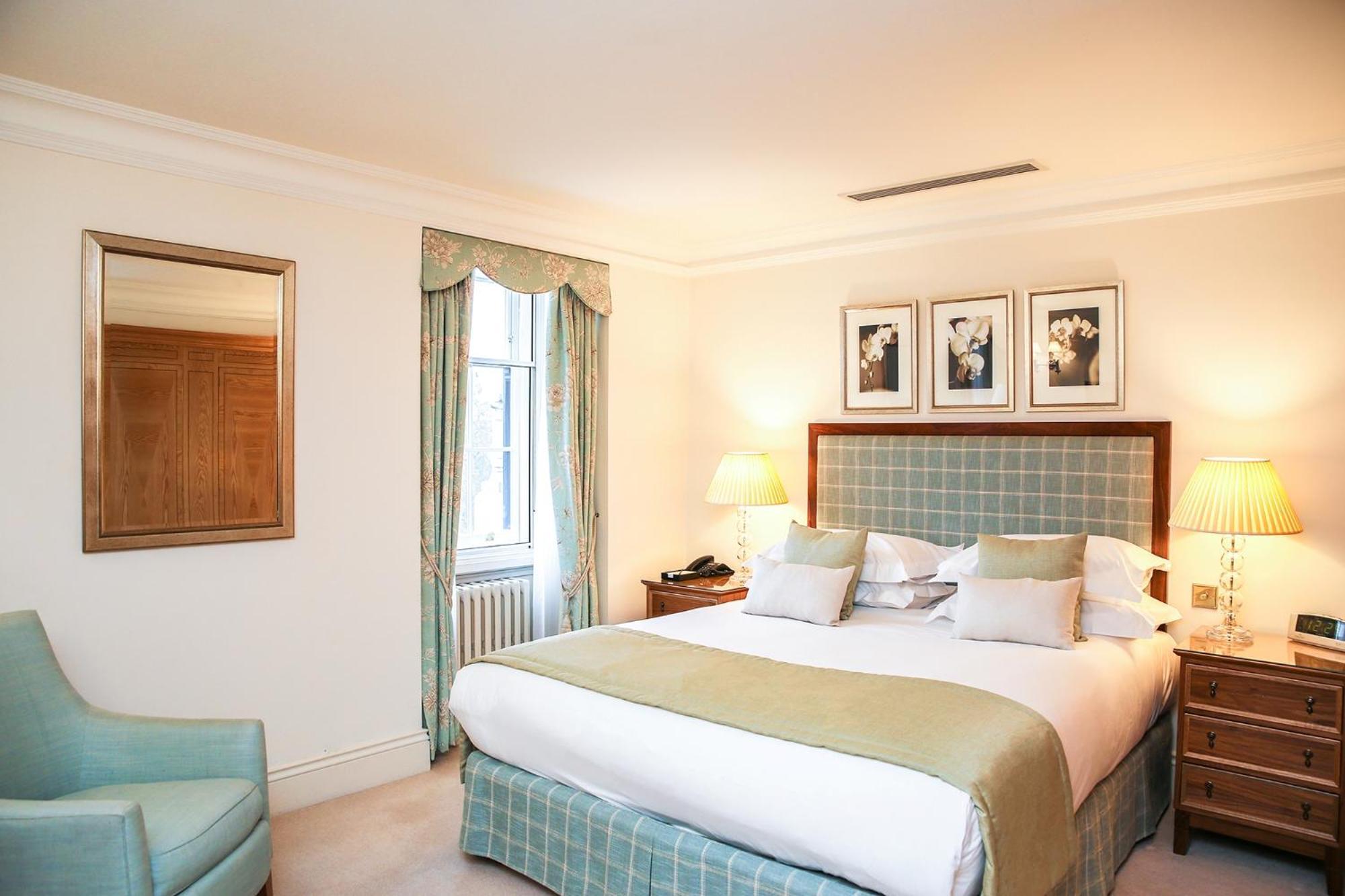 Cheval Hyde Park Gate London