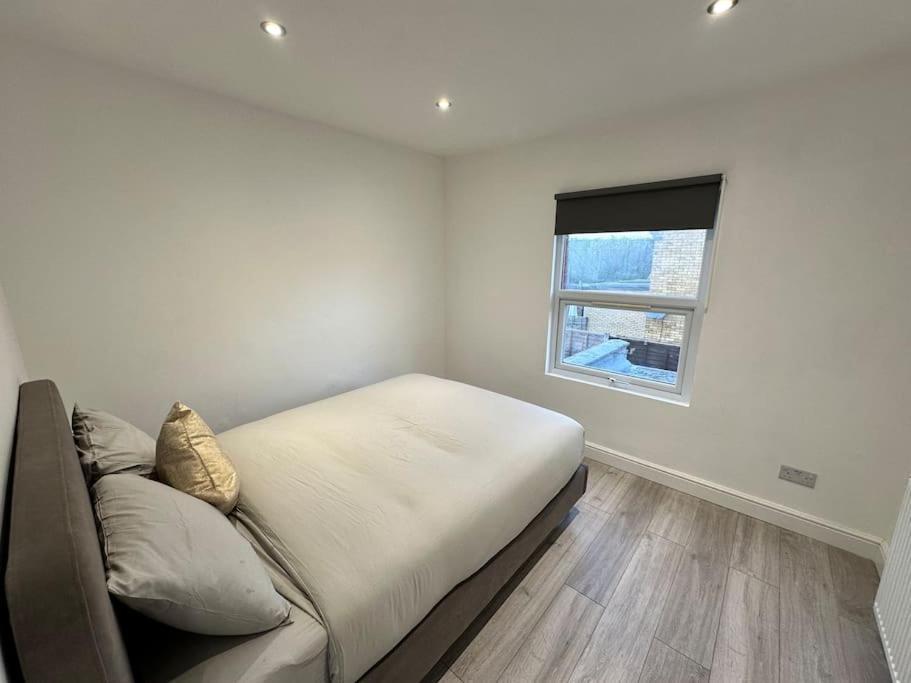3 Bed Hackney/harringay Flat Apartment London