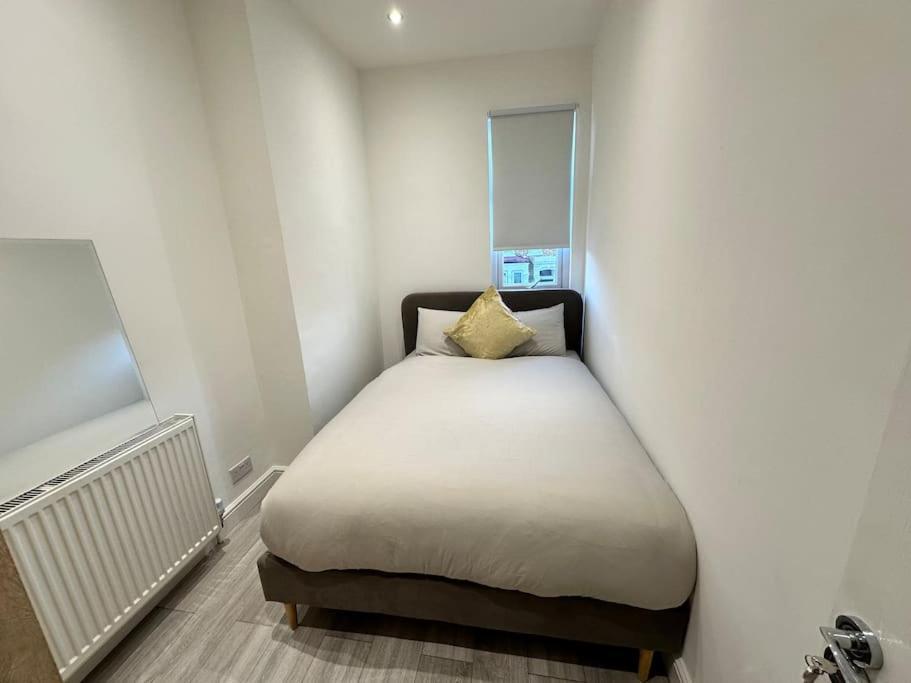 3 Bed Hackney/harringay Flat London