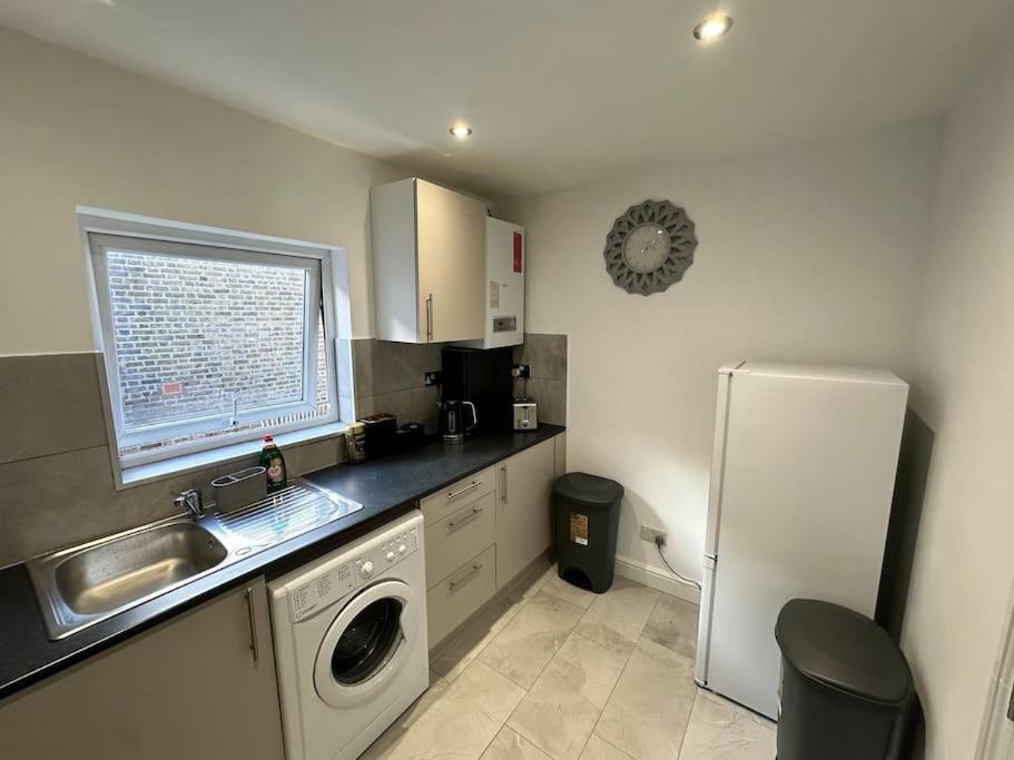 3 Bed Hackney/harringay Flat Apartment London