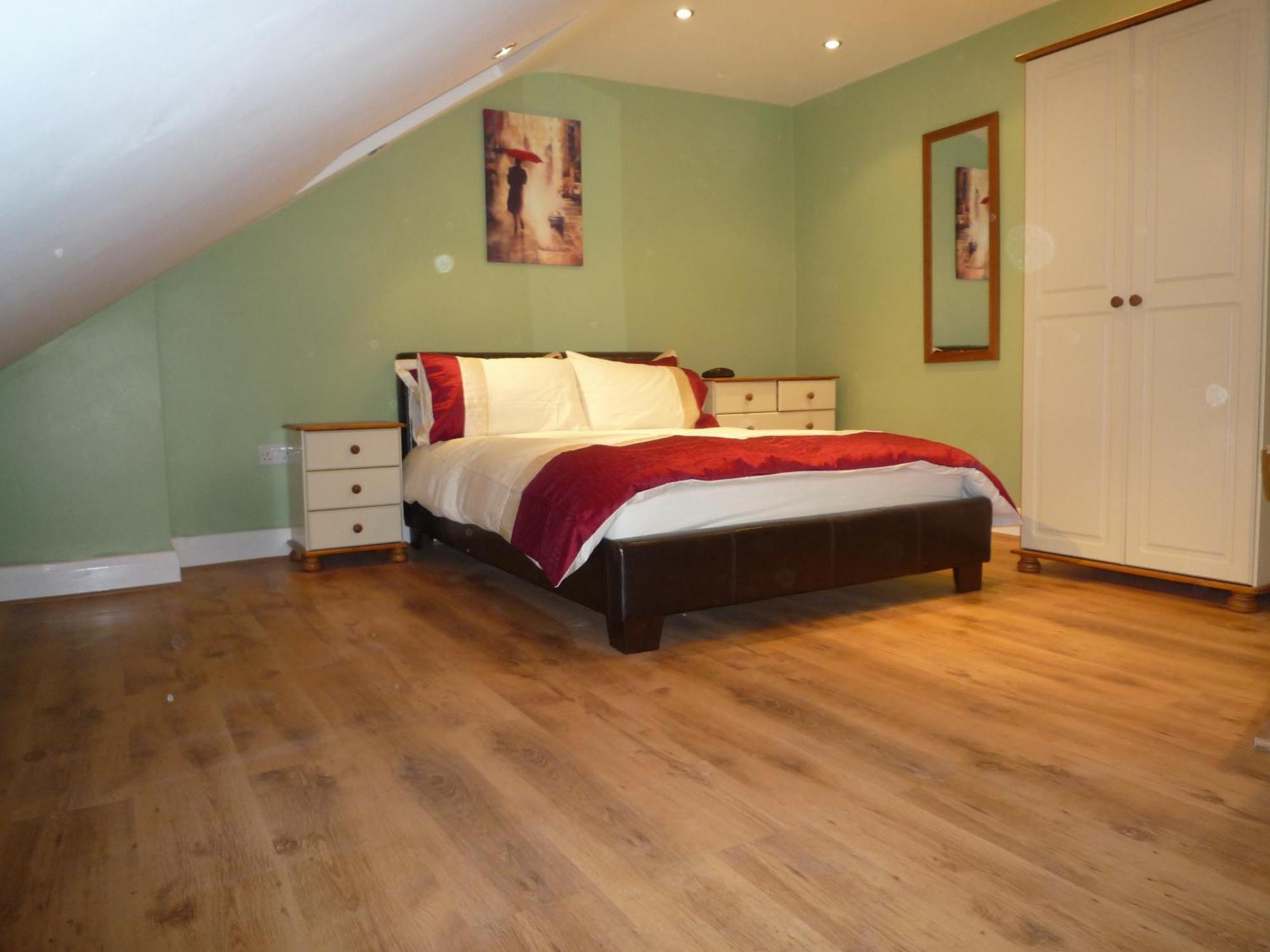 3 Bedroom - Ealing London