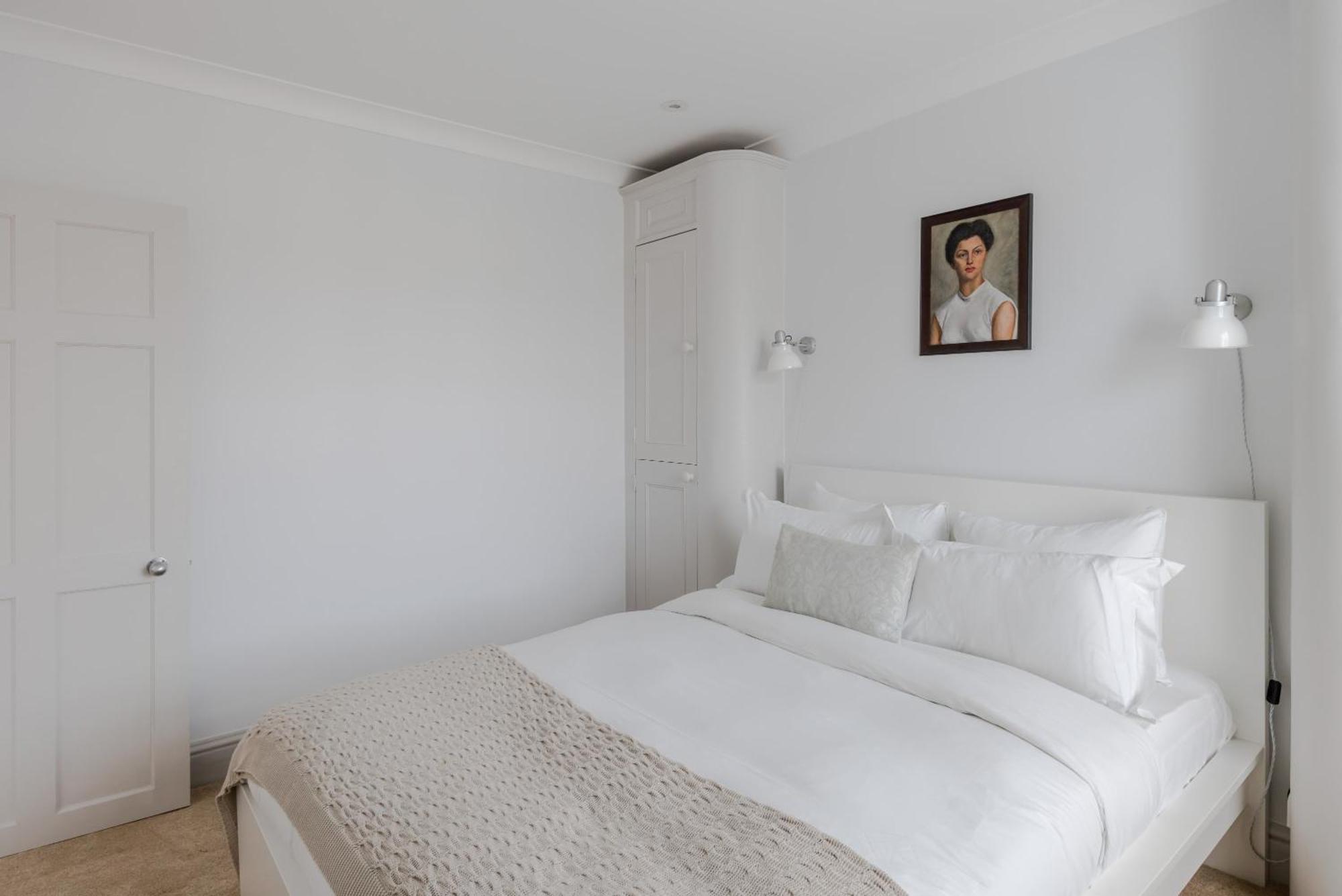 Light-filled Primrose Hill Rooftop Retreat