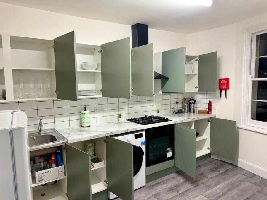 Apartamento 4 Bedroom Entire Flat, Kings Cross Road *