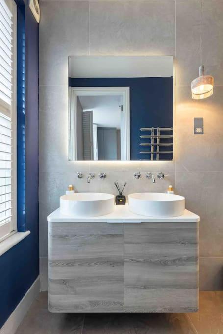 Baker St / Marylebone / Sherlock Holmes 3bed2bath Apartment London
