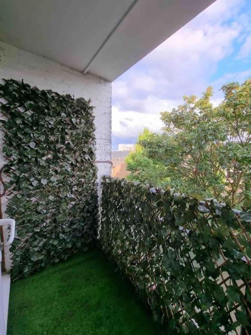 Apartment Luxury 3 Bedroom In City *