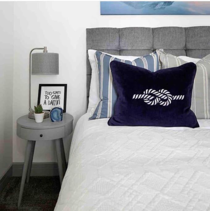 Apartment Luxury 3 Bedroom In City