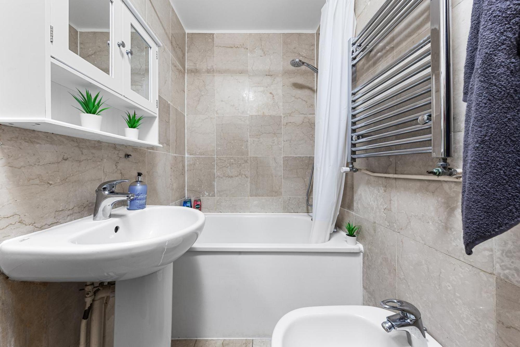 Apartment Bays London