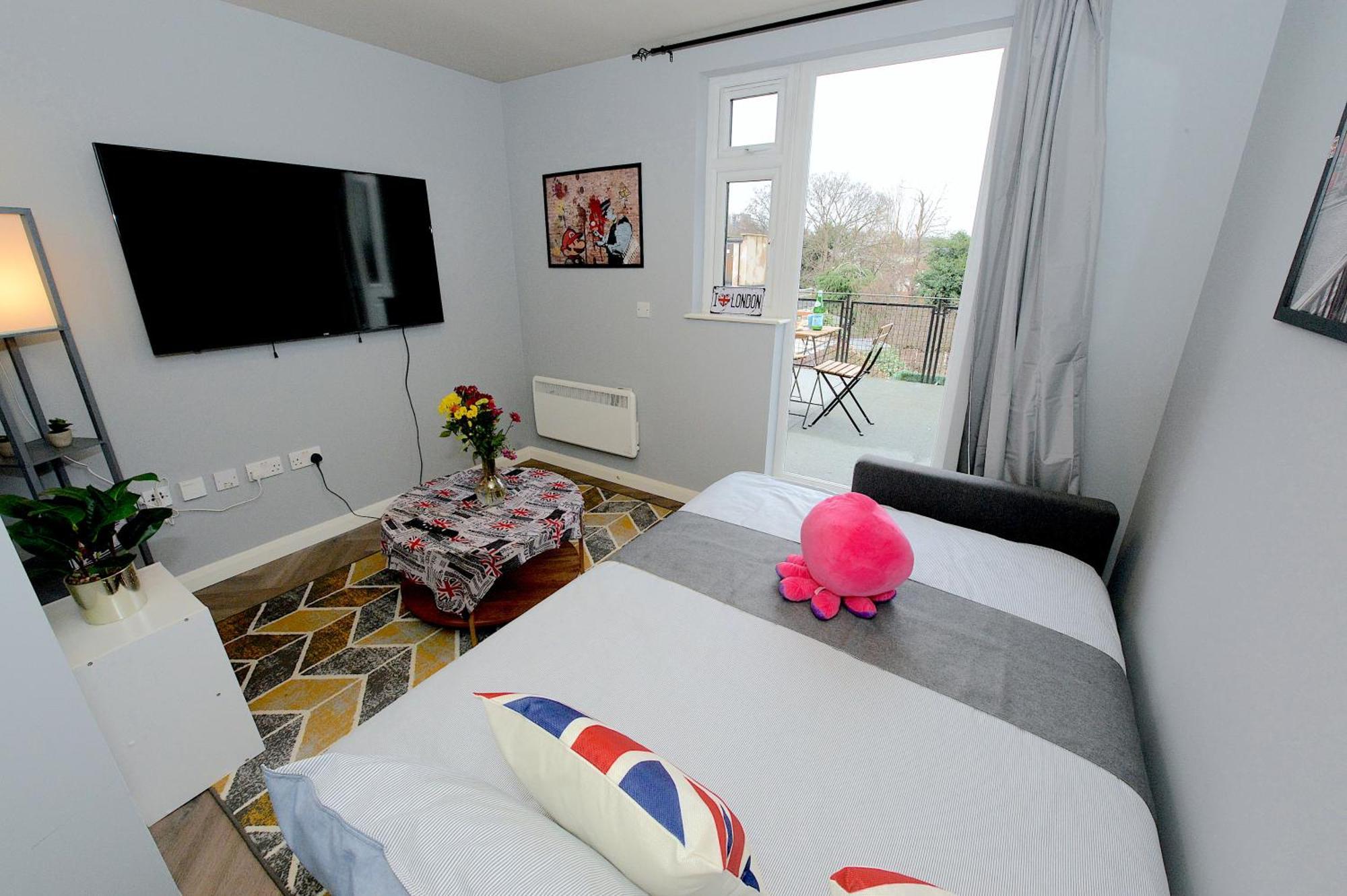 Appartement 2 Bed Terraced Flat Piccadilly Line *