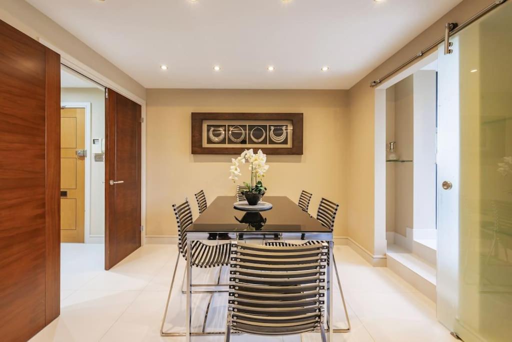 Appartement 2-hosted By Sweetstay *