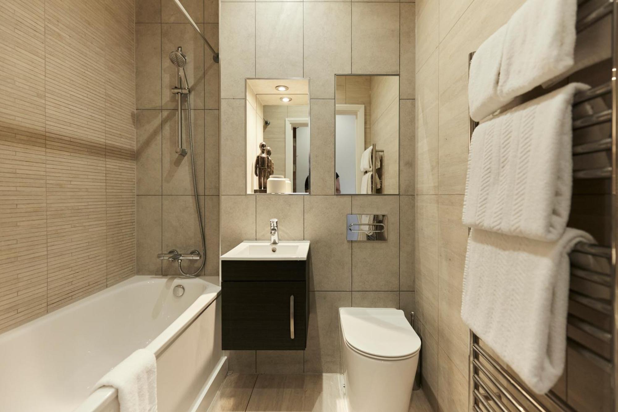 The Harlesden Escape - Spacious 3bdr Flat With Balcony Leilighet *