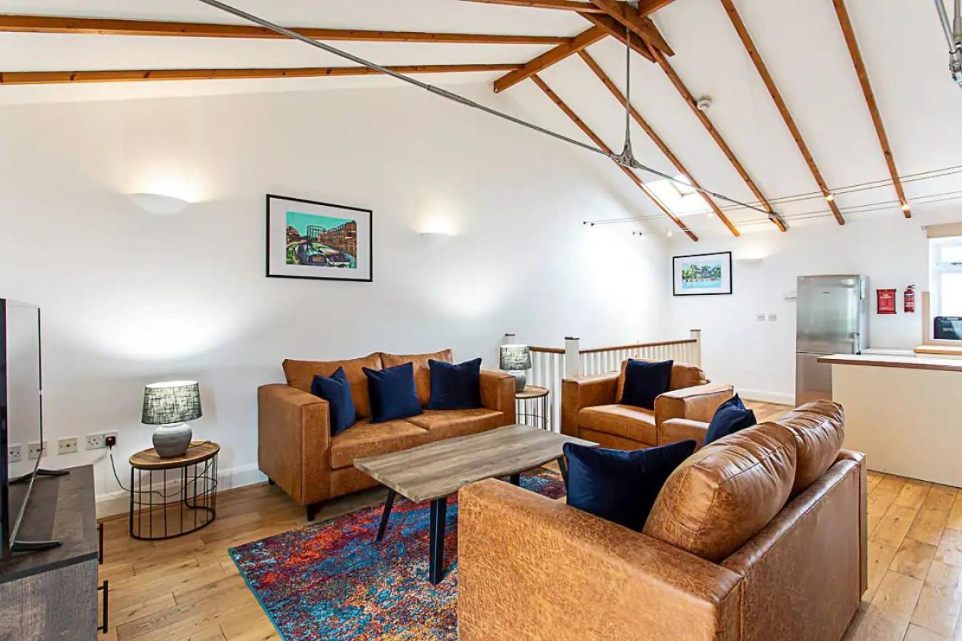 Light And Airy Upside Down House In Hackney Feriehus *