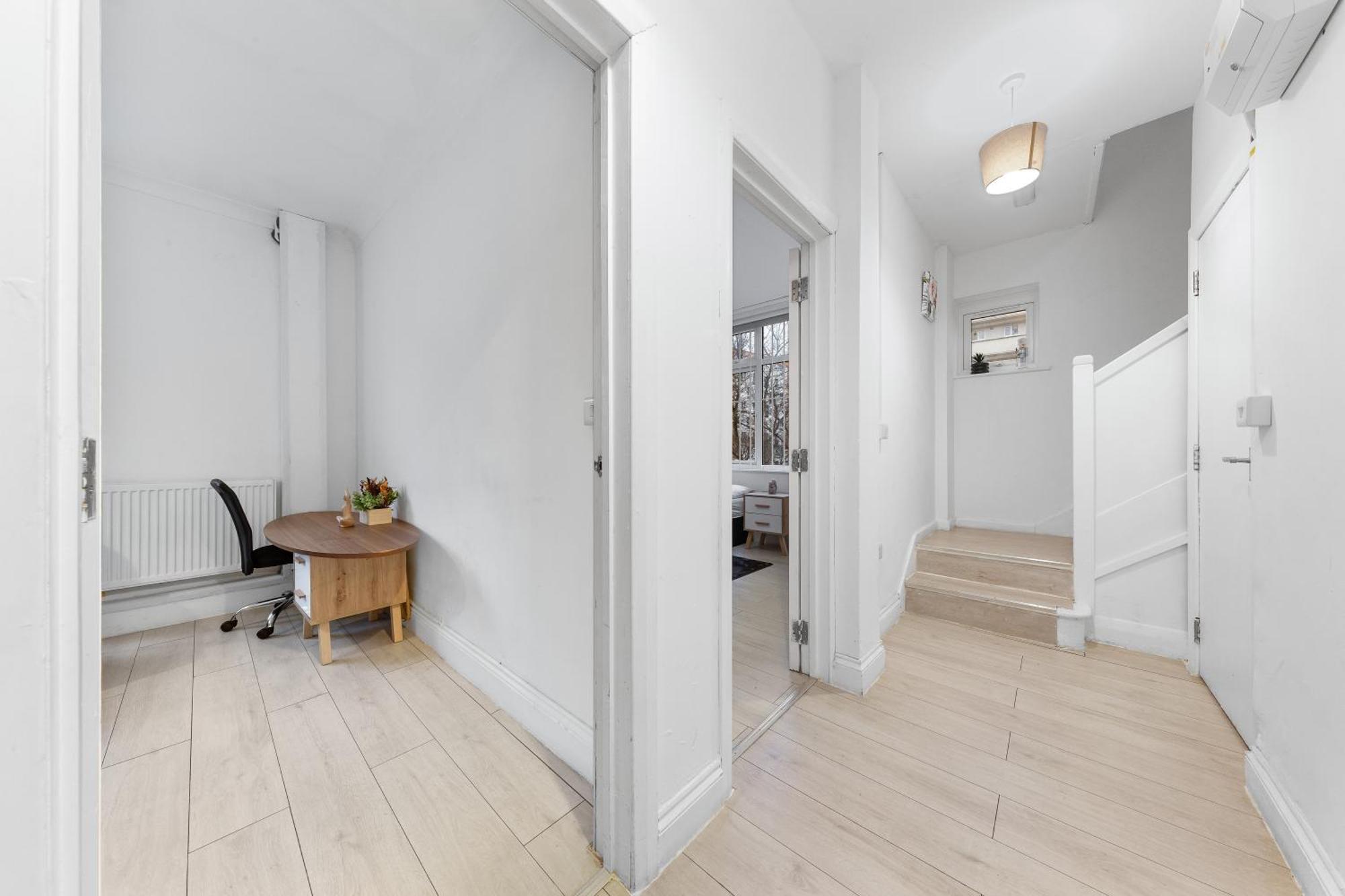 Apartment Holiday Near Kings Cross Sleep 12 Sp7 London