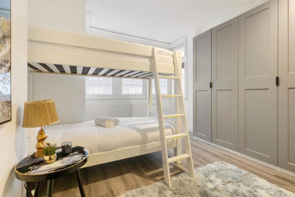 Leilighet Modern 2 Bedroom 3 Min Walk To Tube Station *