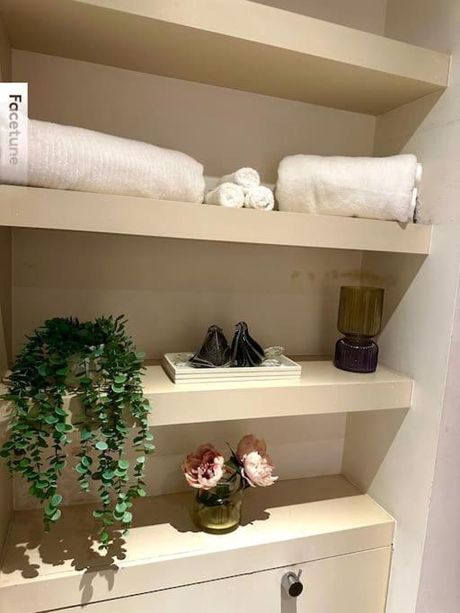 Luxury In Canary Wharf Apartment *