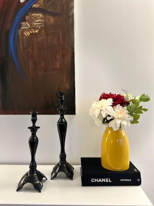 Luxury In Canary Wharf Apartment London