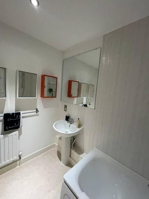 Luxury 2bed 2bath View Flat Leilighet *