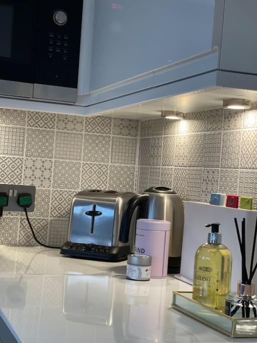 Luxury 2bed 2bath View Flat Leilighet London