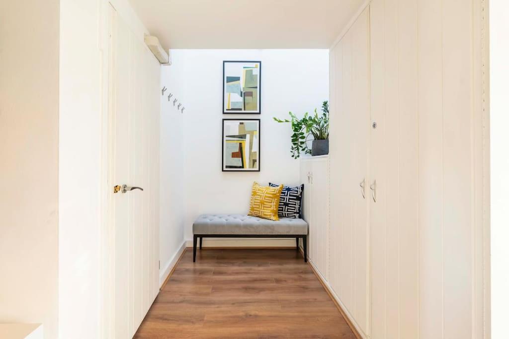 Arcore Premium Golden Square Apartment