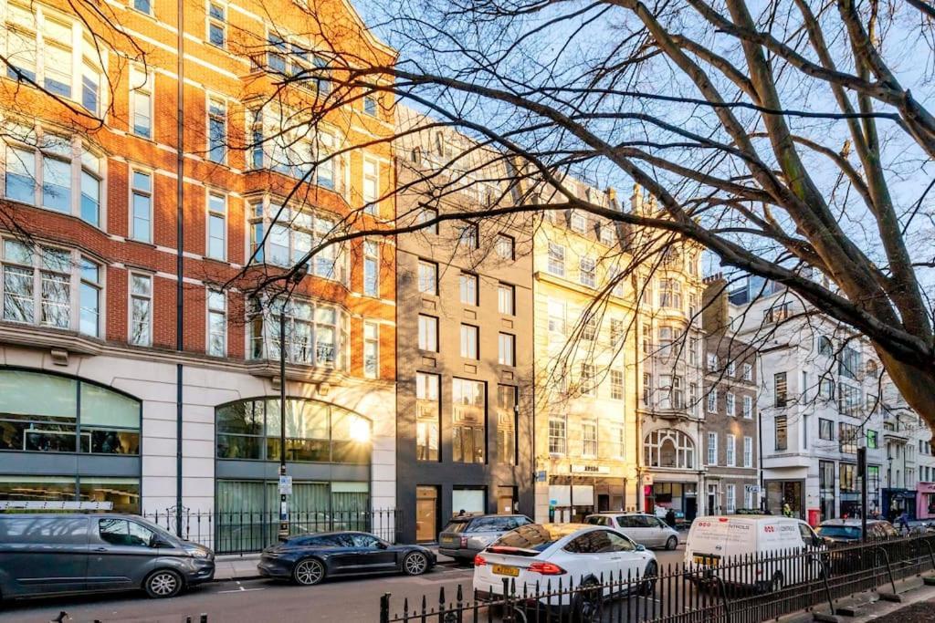 Arcore Premium Golden Square Apartment London