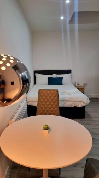 Leilighet Brand New Collection Of Close To Tube Station London