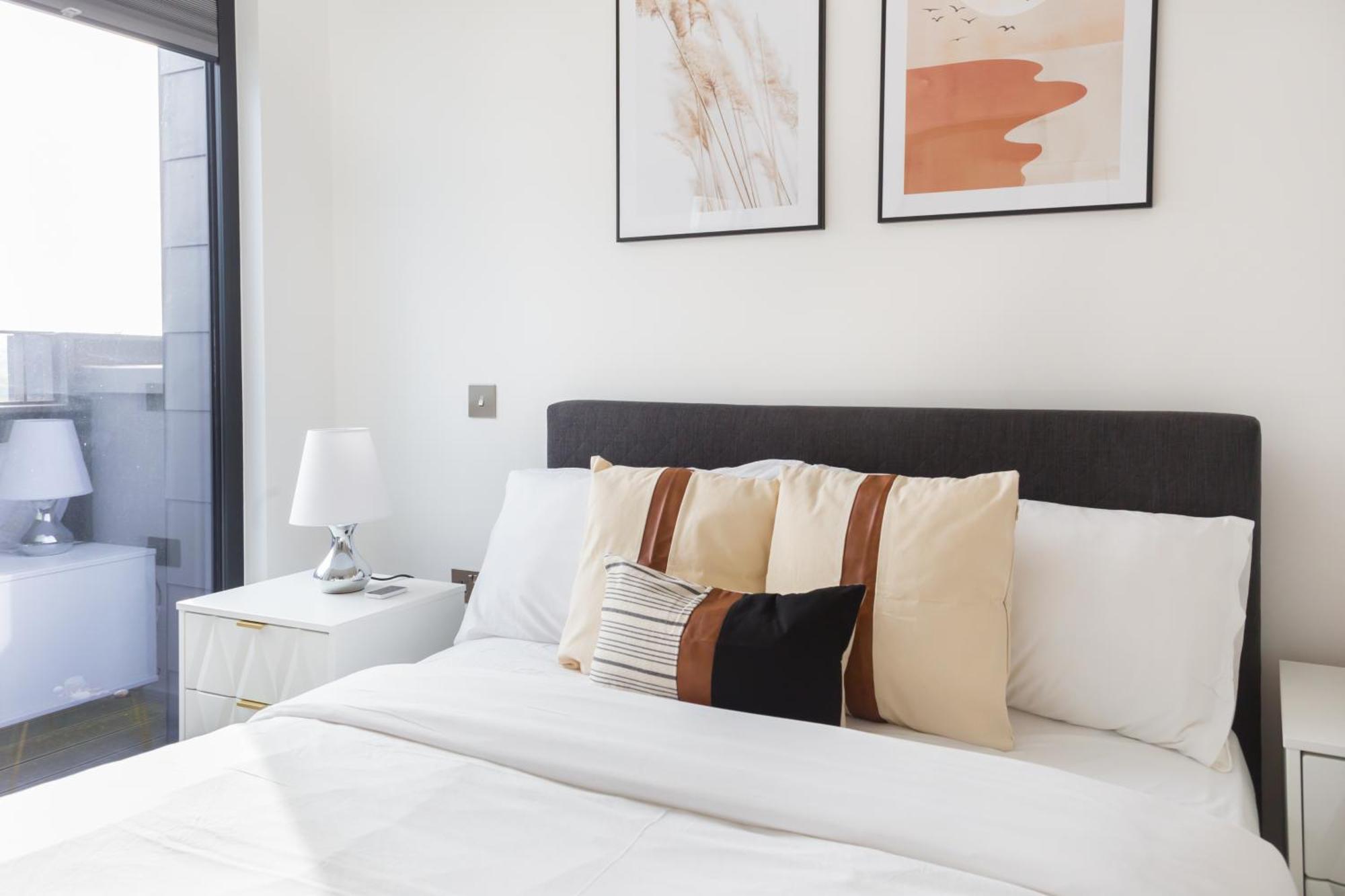The Vale - Luxury Apartment *