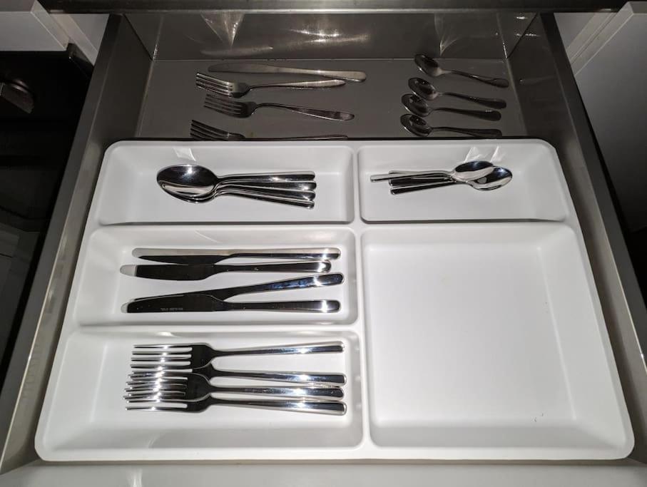 Apartamento New Lux 1 Or 2 Bed Flats + Car Park + 5min Tube + Fast Wifi