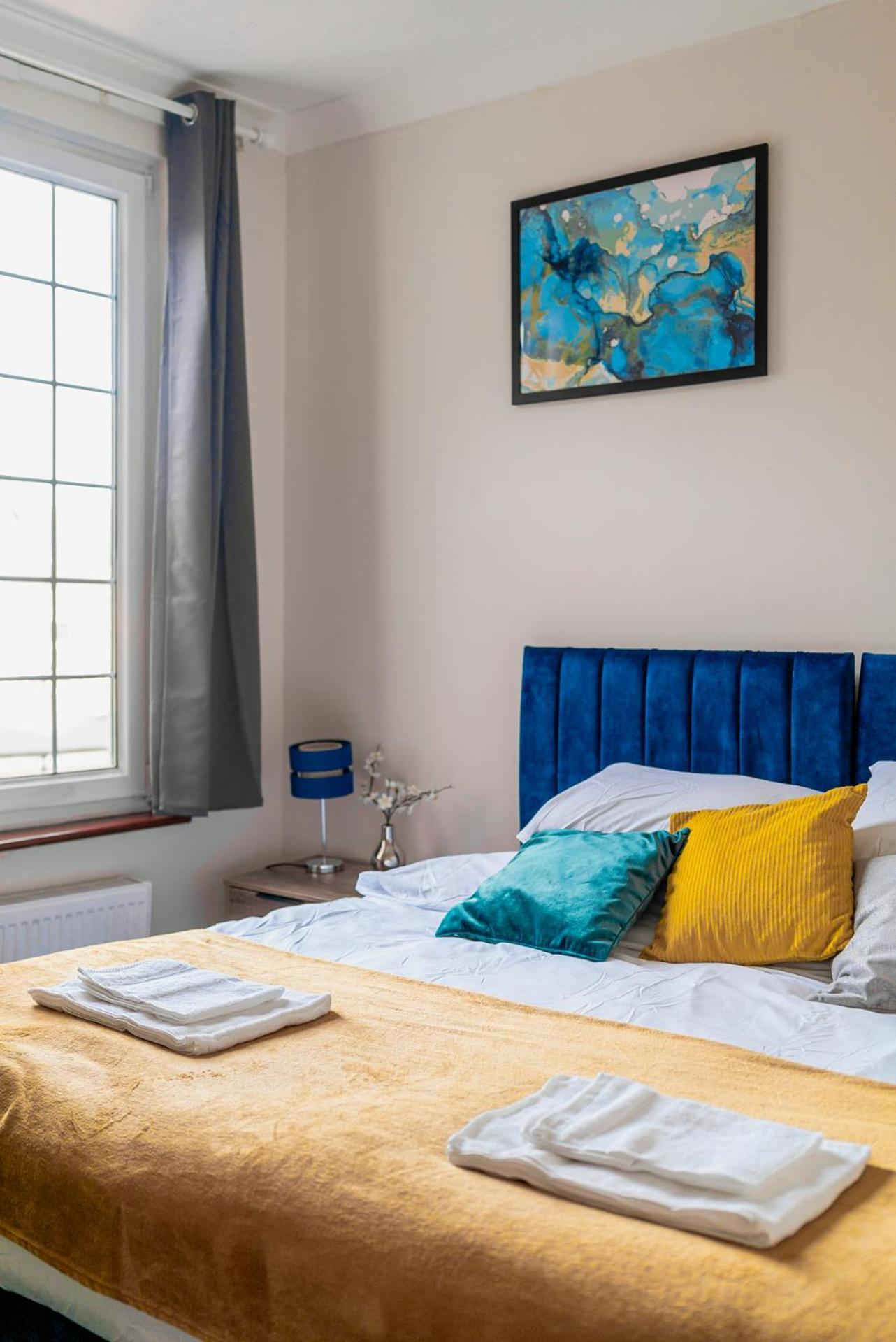 Leilighet Uksas Stunning One Bedroom Flat Free Parking