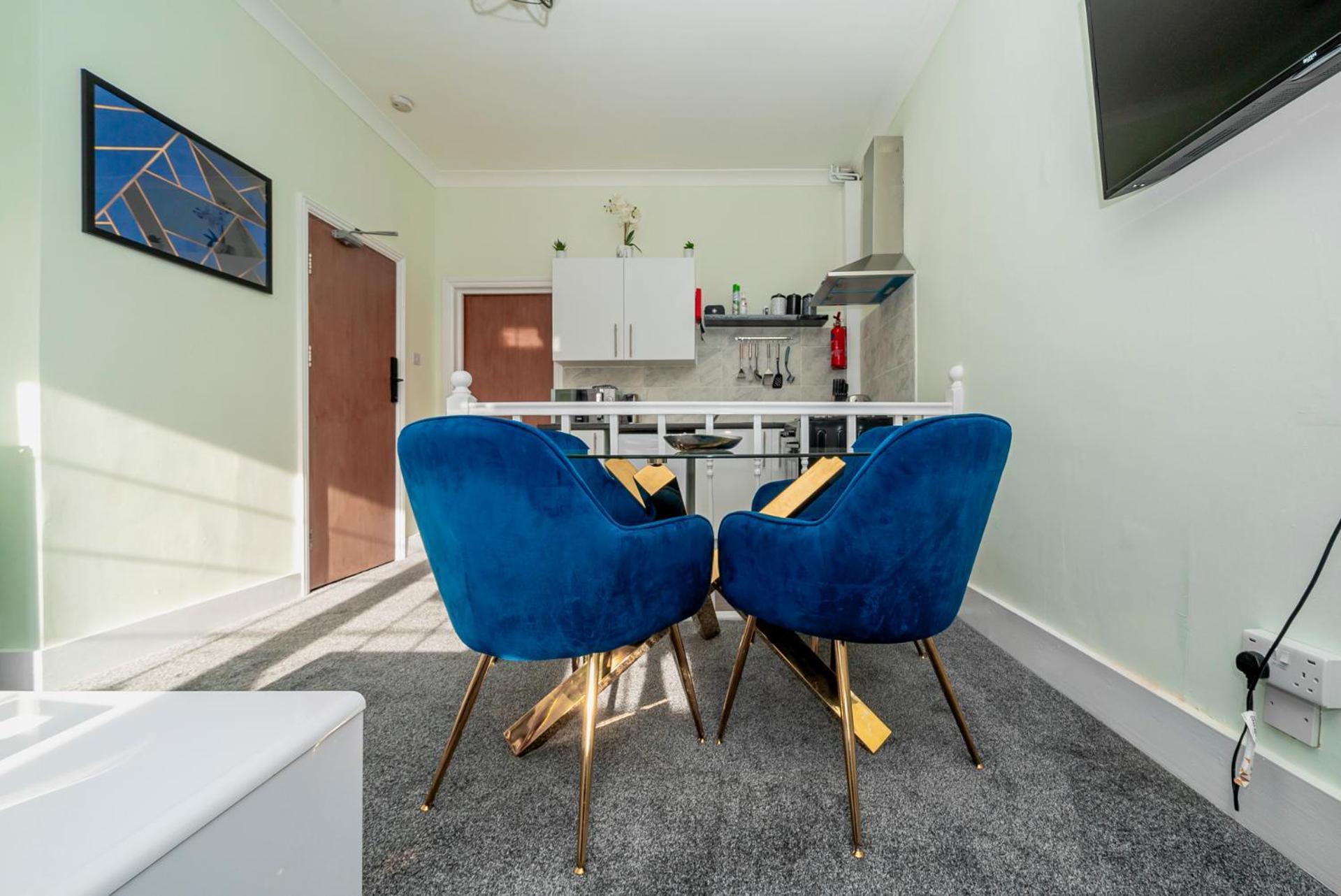 Leilighet Uksas Stunning One Bedroom Flat Free Parking *