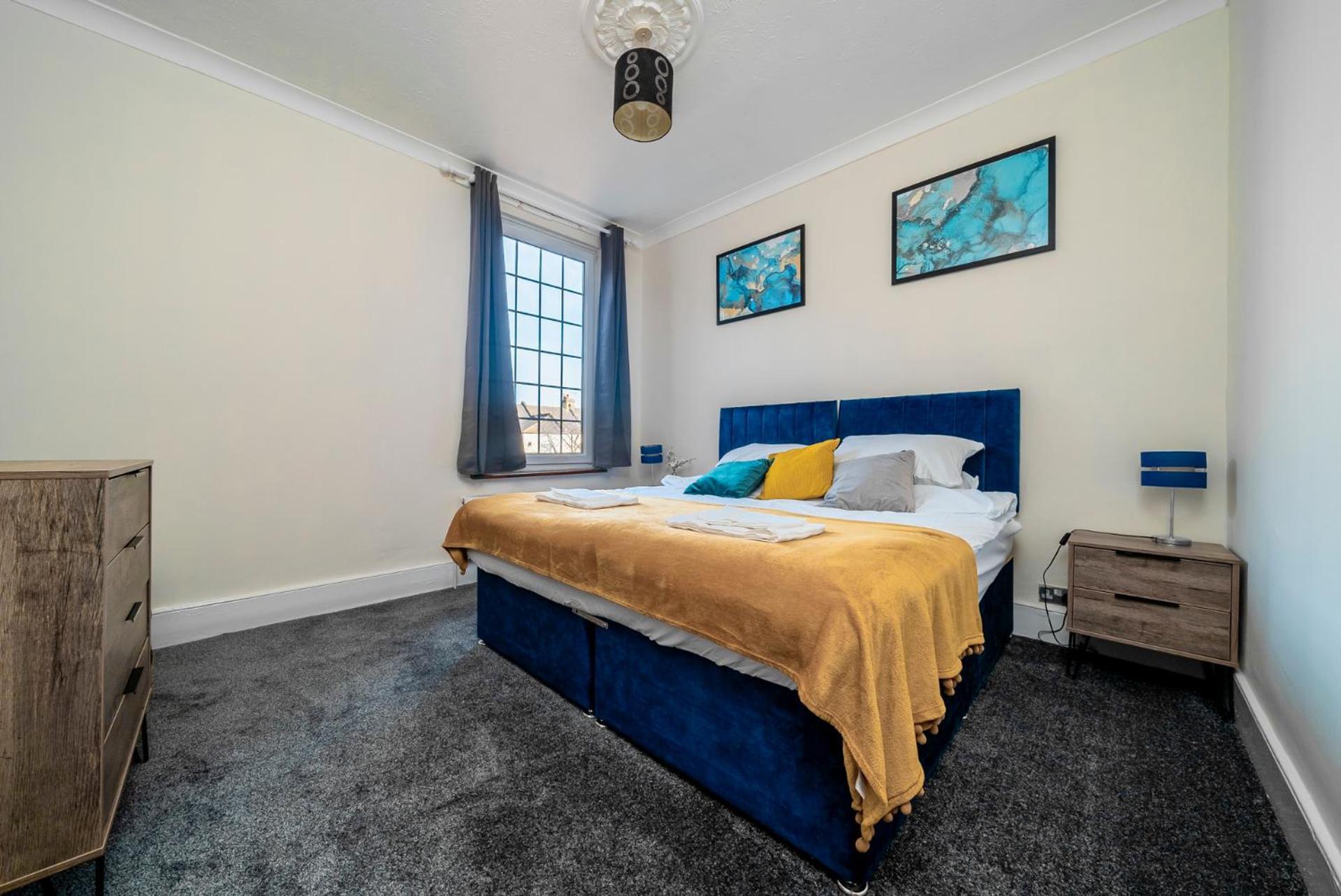 Leilighet Uksas Stunning One Bedroom Flat Free Parking London