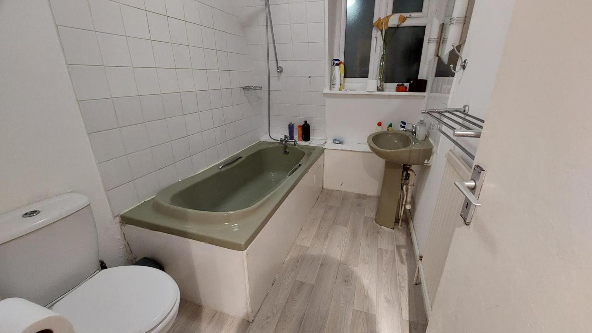 2-bed In King's Cross Apartment