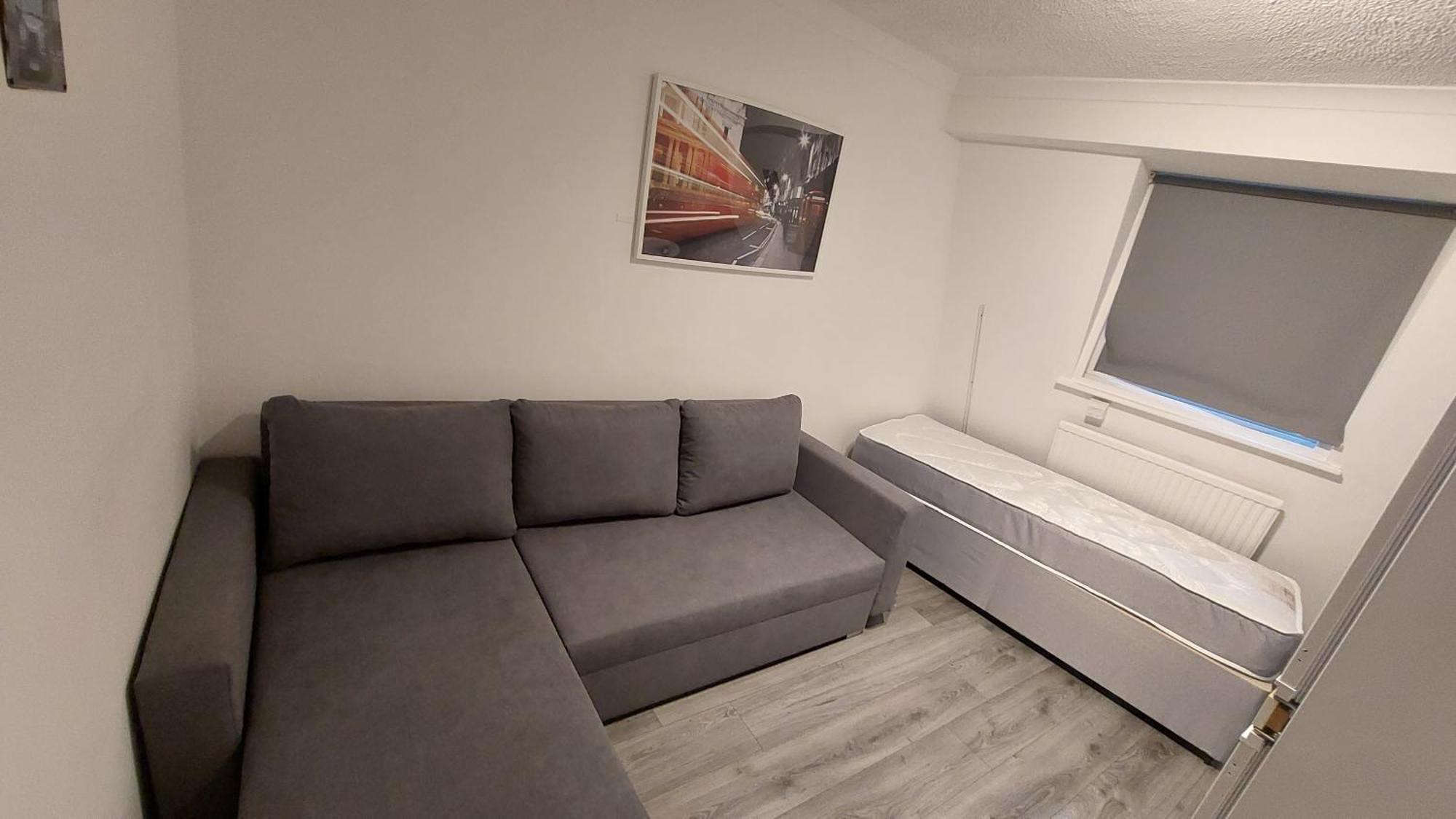 2-bed In King's Cross Apartment London