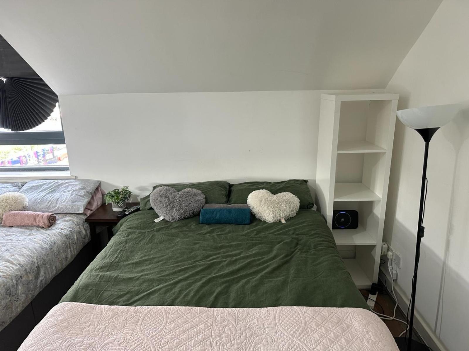 Charming 6-bed In Wembley Area Apartment London