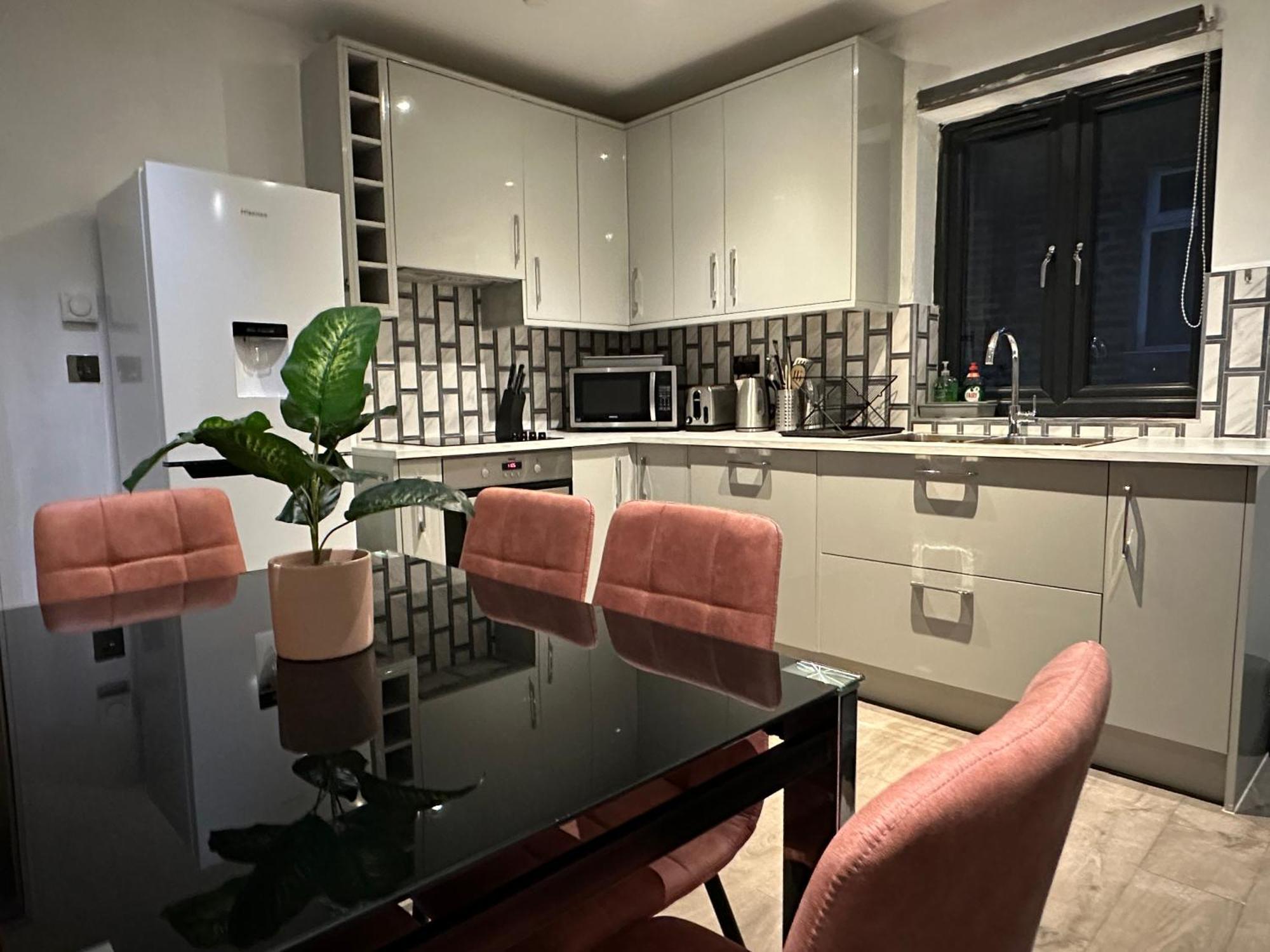 Luxurious Hidden Gem In Wandsworth Leilighet *