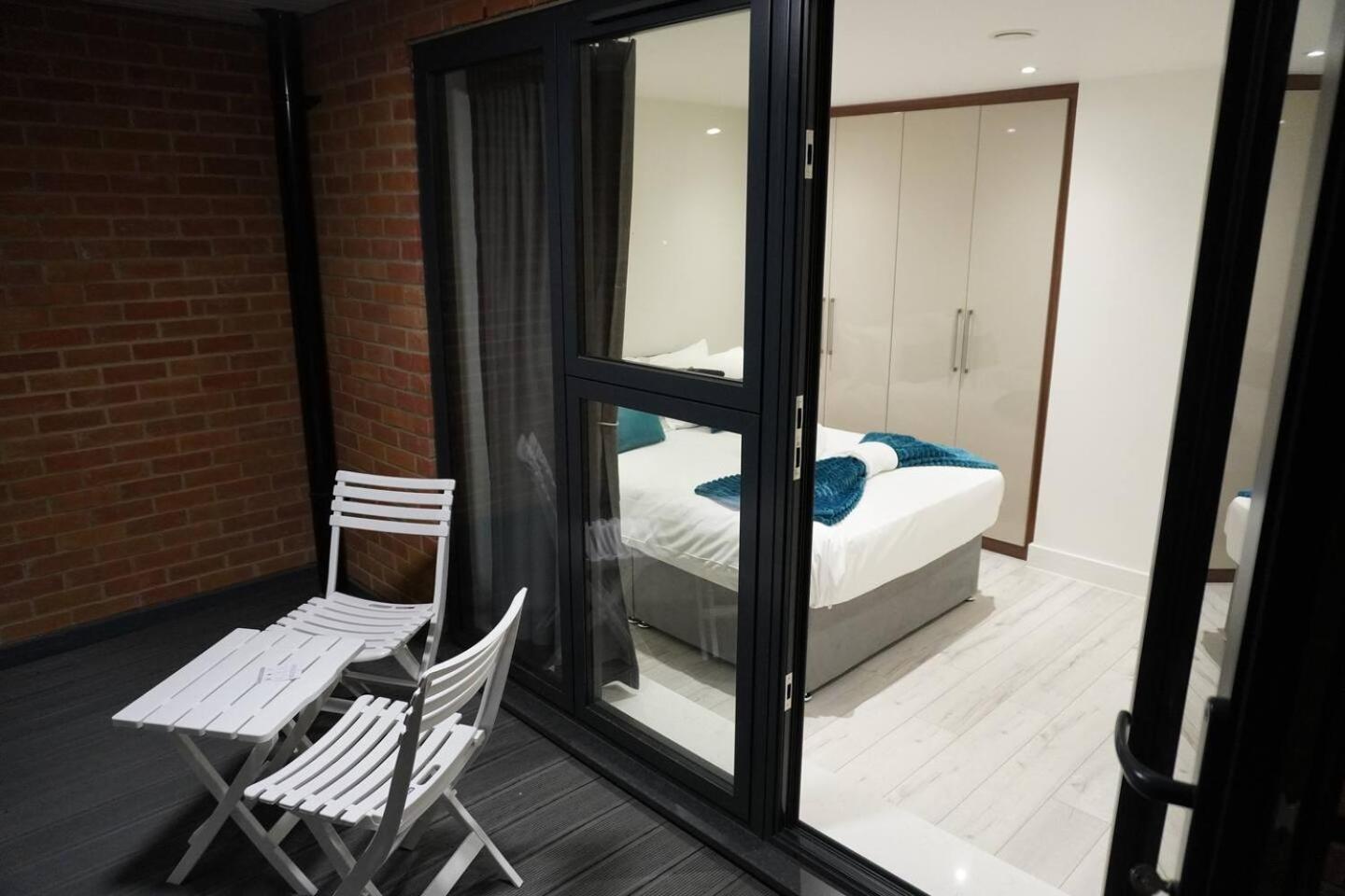 Queens Luxury Wembley Stadium -